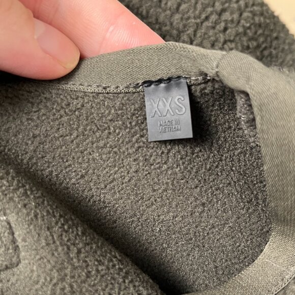 FEAR OF GOD ESSENTIALS POLAR FLEECE DARK GREEN PULLOVER XXS - Picture 8 of 10